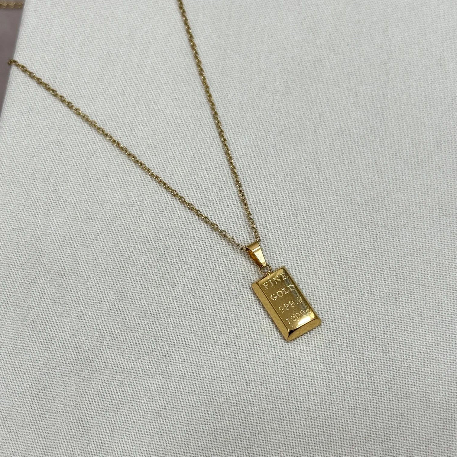 Külçe Altın Kolye